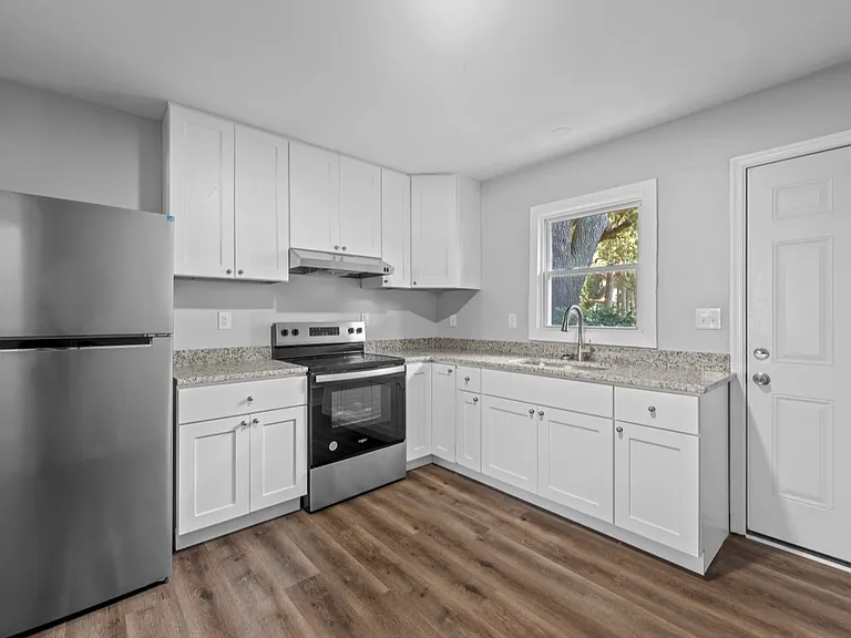 9534 20th Bay St #9 — Photo 5