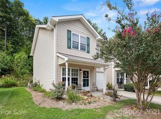 206 Farington Cir, Fletcher, NC 28732