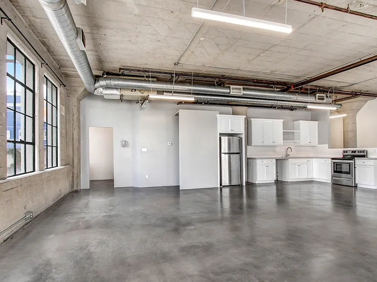 RiverFront live - Work Lofts — Photo 111