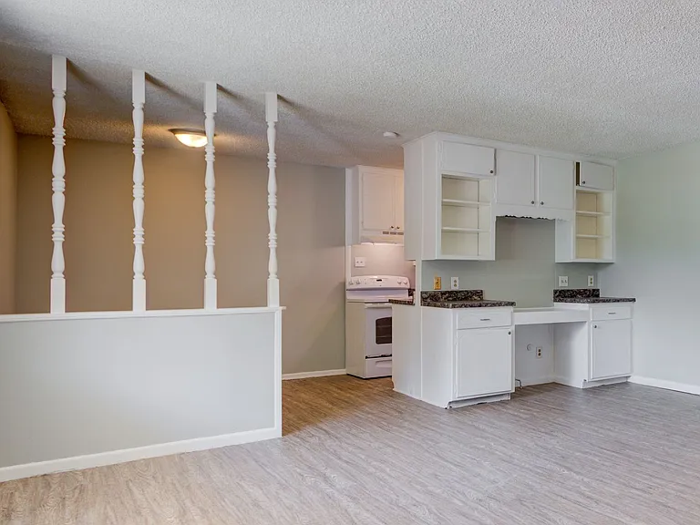 "The Grove" One & Two Bedroom Apartments — Photo 21