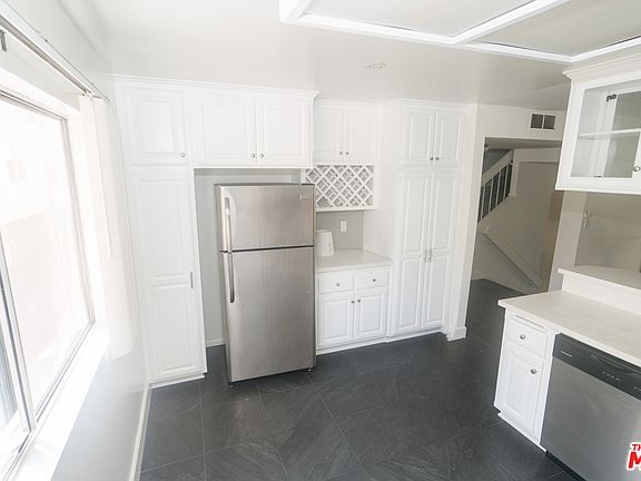 5th image of 4904 McConnell Ave