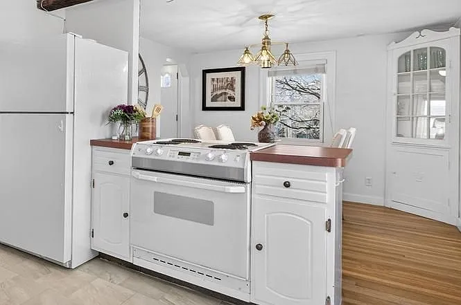 1234 Walnut St — Photo 6