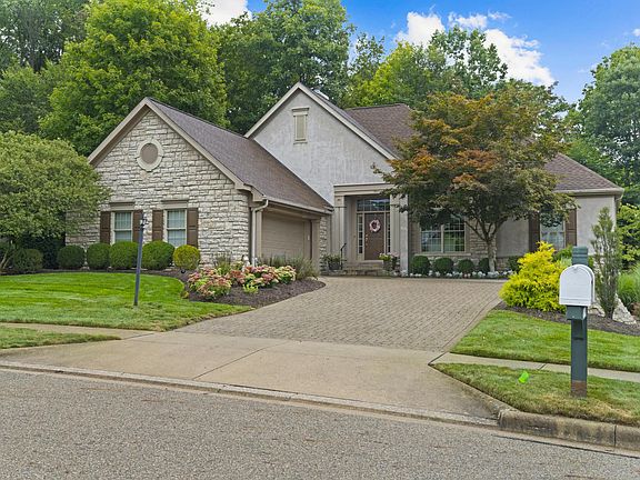 4th image of 8483 Misty Woods Cir