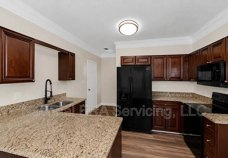 105 Bradford Pl — Photo 12