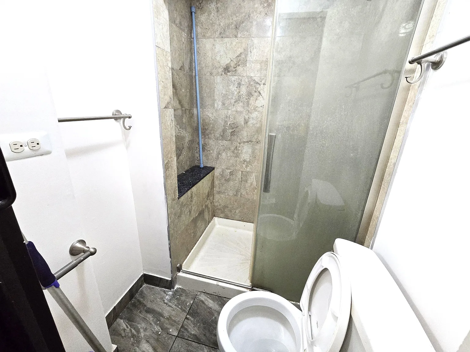 3 bed, $2,500 — Photo 4