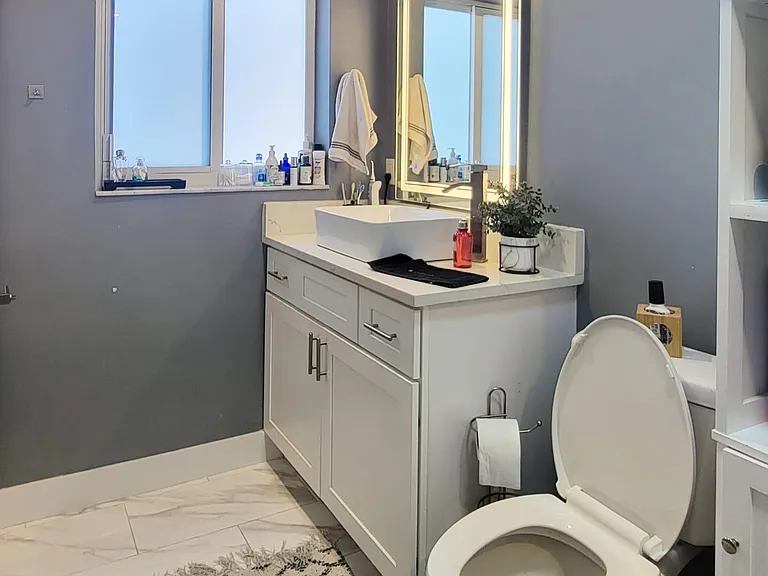 3602 NE 18th Ave — Photo 10