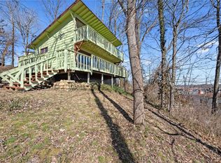 106 S Alley St, Clarksville, MO 63336