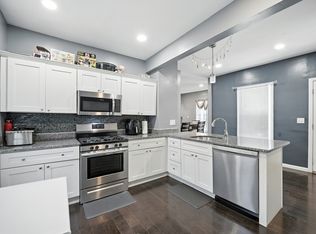 3 Ashley St, Springfield, MA 01105