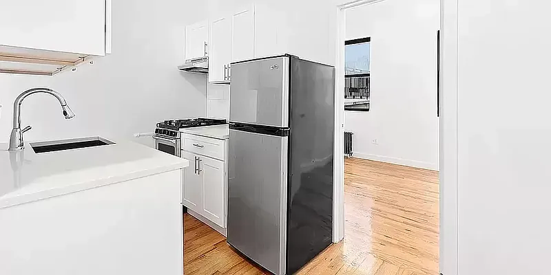 Rented by REAL New York | media 9