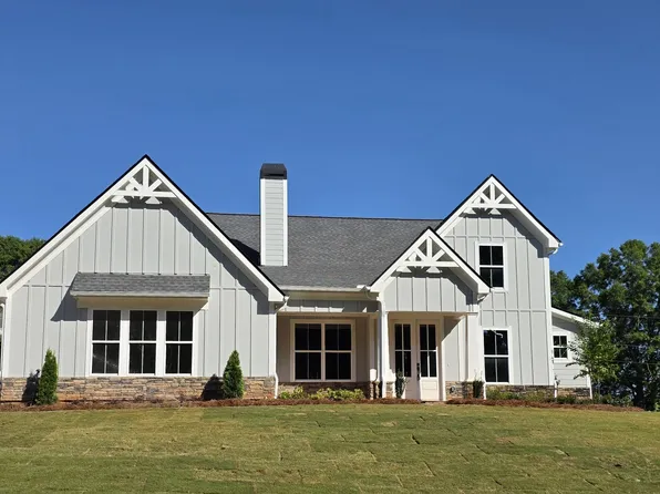 77 Maney Dr, Statham, GA 30666