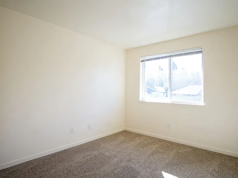 147A - Park Place Apartments — Photo 15