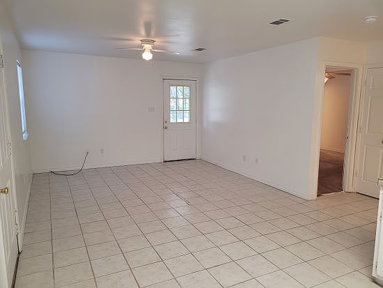 2nd image of 819 N Wright Ave