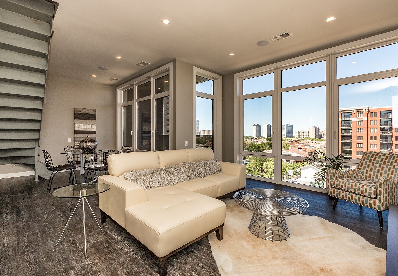 3226 N Clark St #6D, Chicago, IL 60657 | Zillow