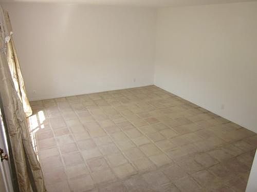2nd image of 1651 S Juniper St Unit 139