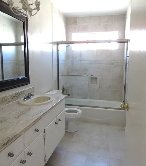 bathroom in hallway