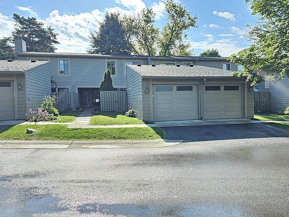 2nd image of 742 Watersedge Dr