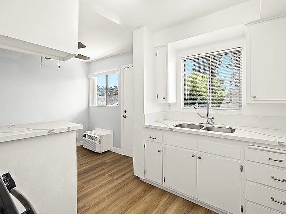 3rd image of 612 San Pascual Ave #5