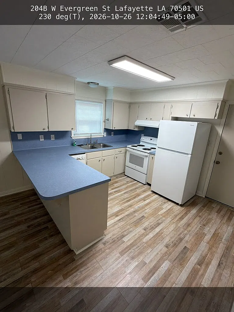 4 bed, 1700 sqft, $1,500 — Photo 3