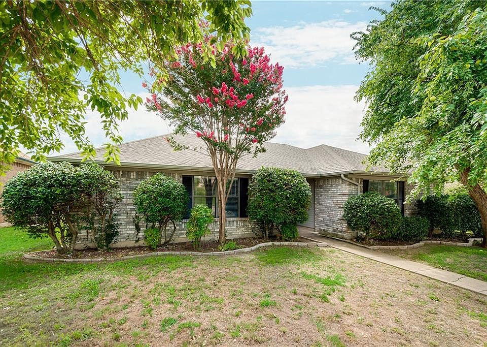 1st image of 2206 Orchard Trl