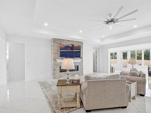 5th image of 9513 SW 79th Loop