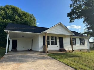 4012 Sutton Rd, Gainesville, GA 30506