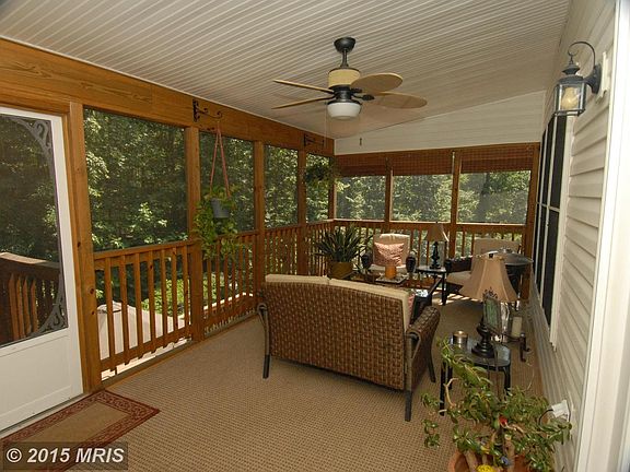 3rd image of 10315 Watford Ln