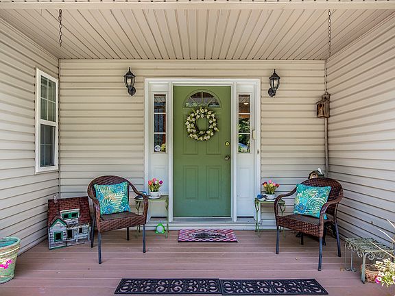 52 Forest Ave Cortlandt (7 of 37).jpg
