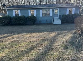 44 Colchester Cmns, Colchester, CT 06415