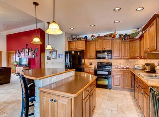 102 E Nevava St, Hot Sulphur Springs, CO 80451