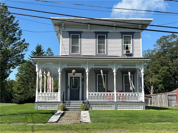 24 Arch St, Maryland, NY 12116