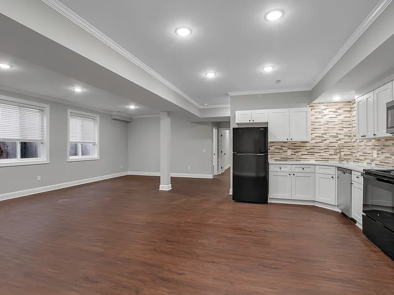Rylie Court, Inc. — Photo 91