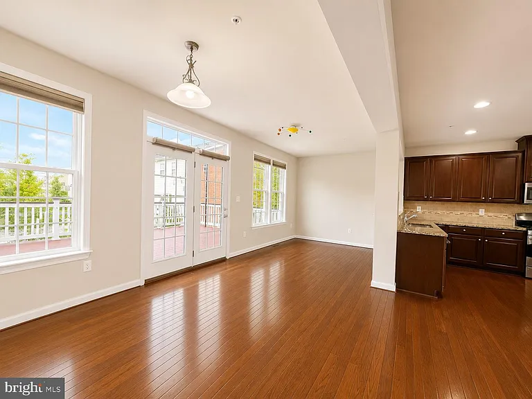 22605 Winding Woods Way — Photo 11