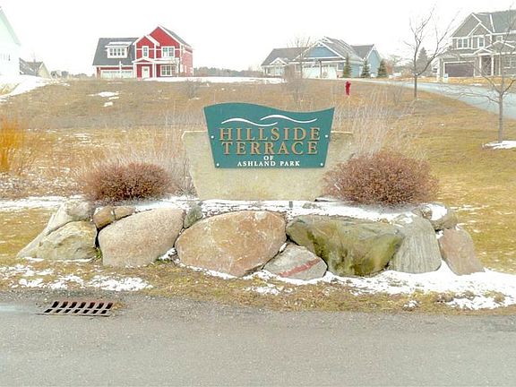 3rd image of 1373 Hillside Terrace Dr