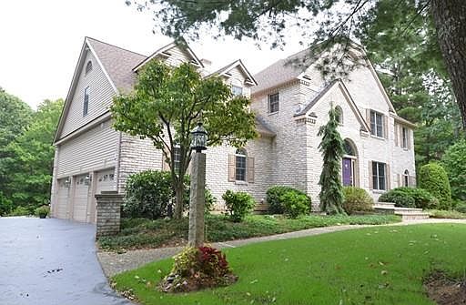 1st image of 44 Newell Dr