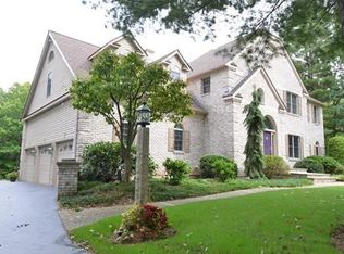 44 Newell Dr, Franklin, MA 02038