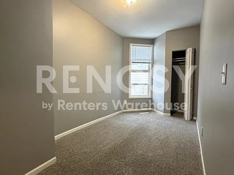 2540 12th Ave S #2 — Photo 10