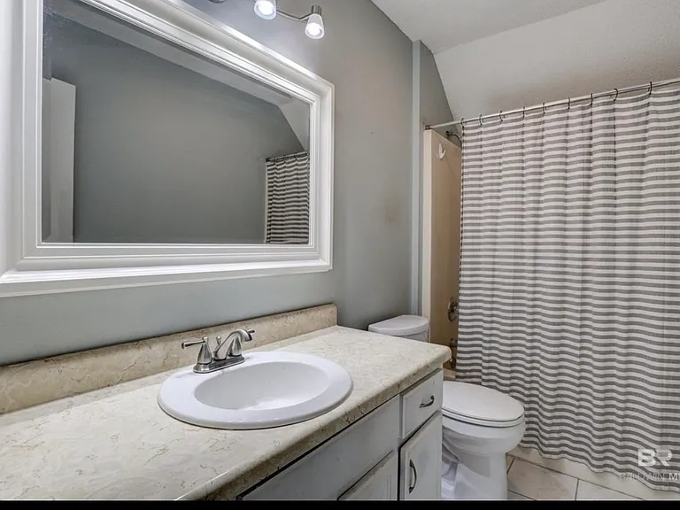 128 Richmond Rd — Photo 15