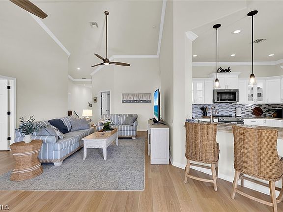 5th image of 9221 Bayberry Bnd APT 203