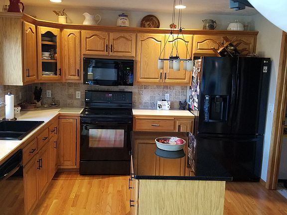 2nd image of 3806 Diablo Dr