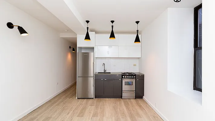 Rented by Nooklyn NYC LLC | media 46