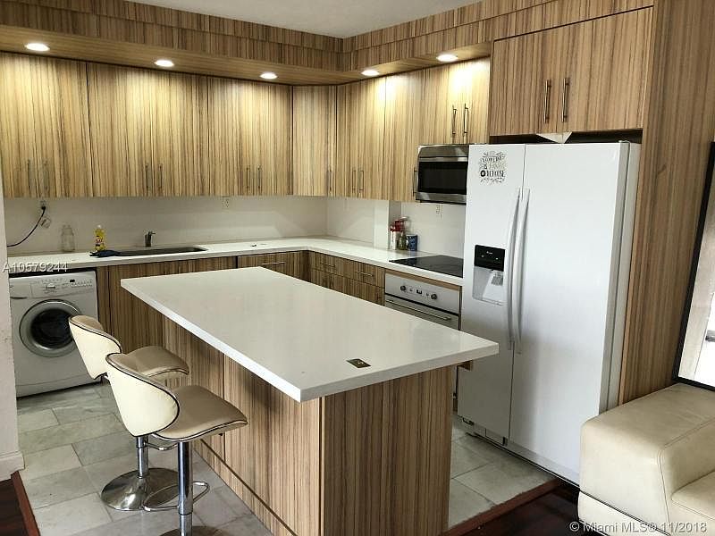 1st image of 1568 Drexel Ave APT 6