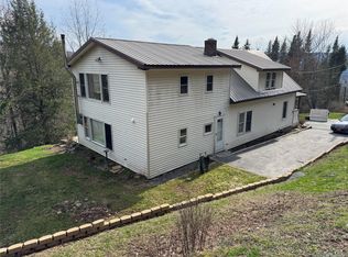 96 White Roe Lake Rd, Livingston Manor, NY 12758