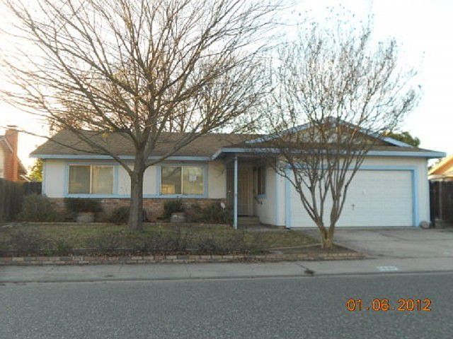 1st image of 1697 Silverwood Ave
