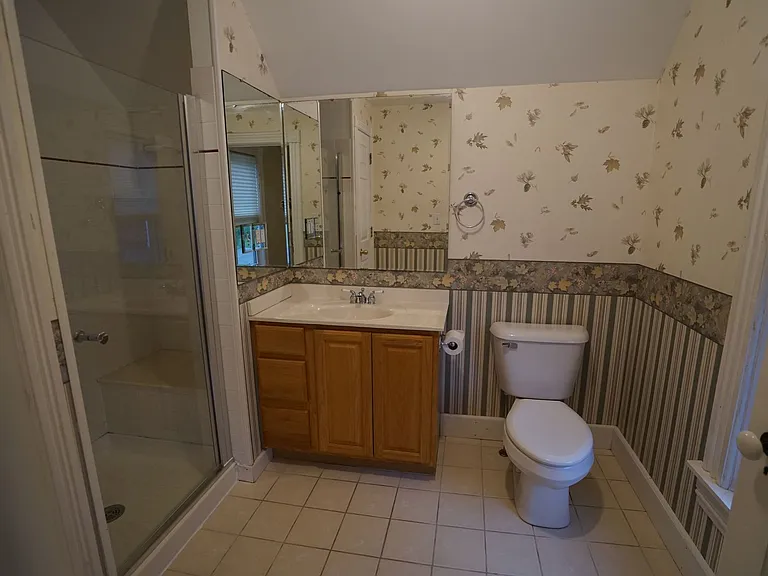 E7602 Spring Dr — Photo 13