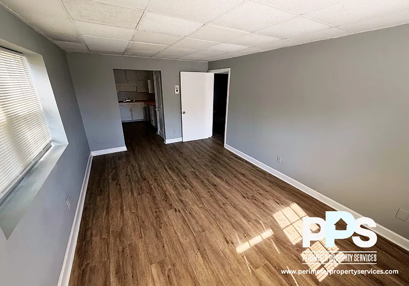 2 bed, 1.0 bath, 800 sqft, $1,099 — Photo 3