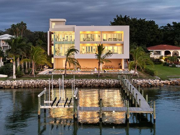 5th image of 1000A Tocobaga Ln