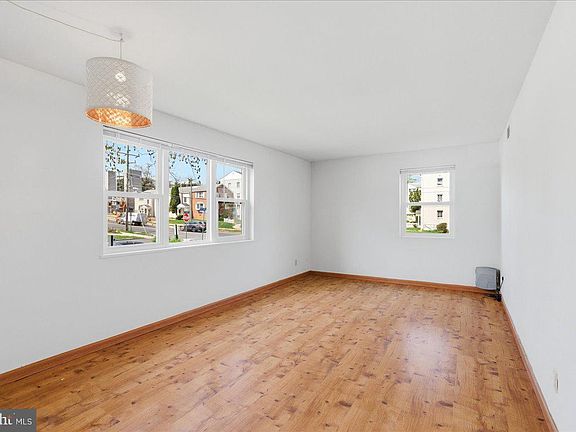 4th image of 6198 Greenwood Dr APT 101