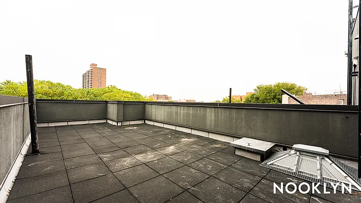 Rented by Nooklyn NYC LLC | media 8