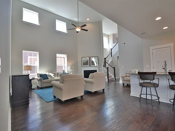 3rd image of 719 Rose Penny Ln