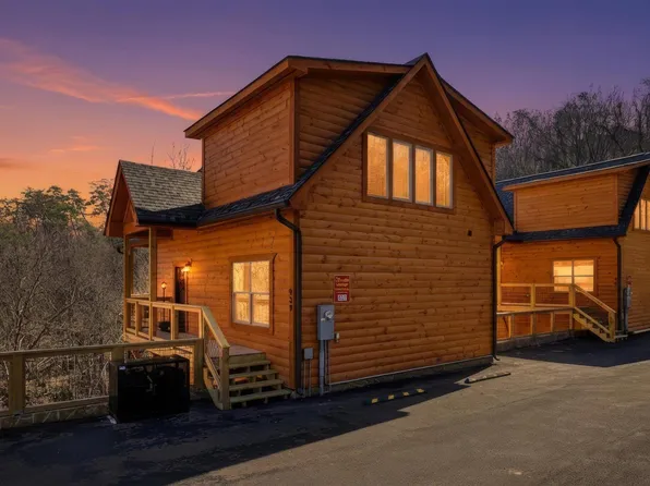 939 Pine Valley Way, Sevierville, TN 37862